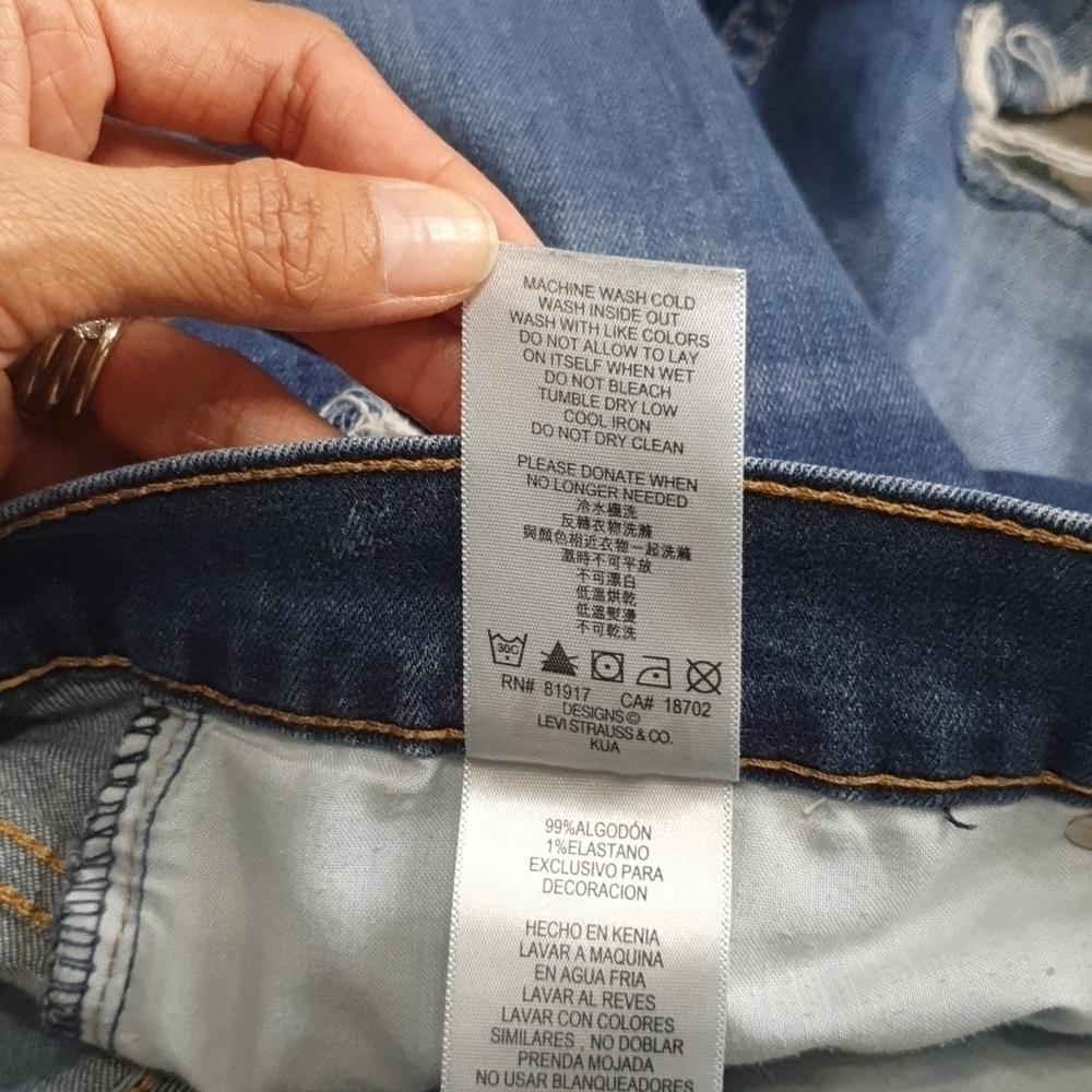 Levi's 511 Classic Slim Fit Patch Jeans - Picture 5 of 11